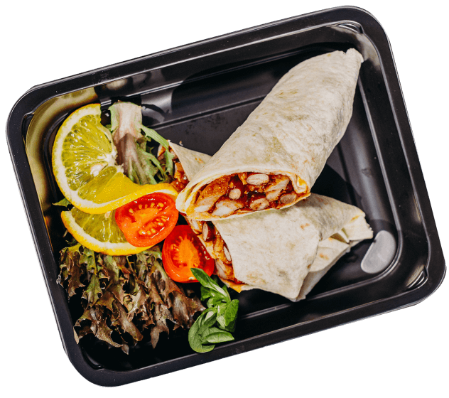 Low carb wrap s trhaným masem a zeleninou